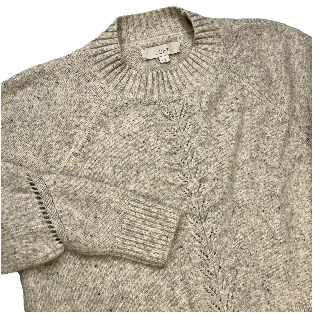 Loft Oatmeal Beige Crochet Knit Crewneck Wool Blend Sweater -‎ Size Medium